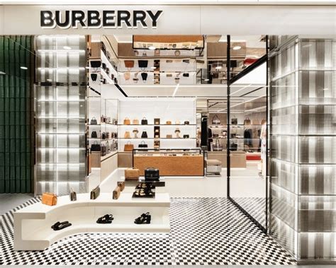 Burberry, Daimaru Umeda Osaka, Osaka 